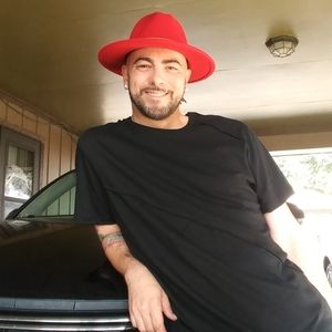 Meet your Posher, Raymond